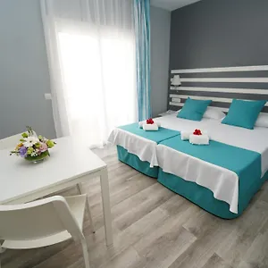https://apartamentos-rf-bambi.tenerifehoteles.net